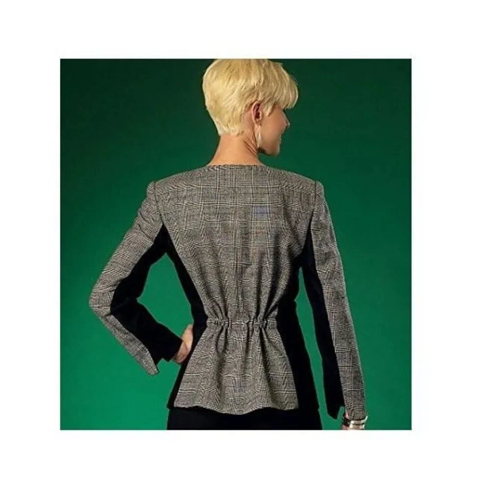 McCalls Sewing Pattern 7024‎ Jacket Coat Misses Size 16-24